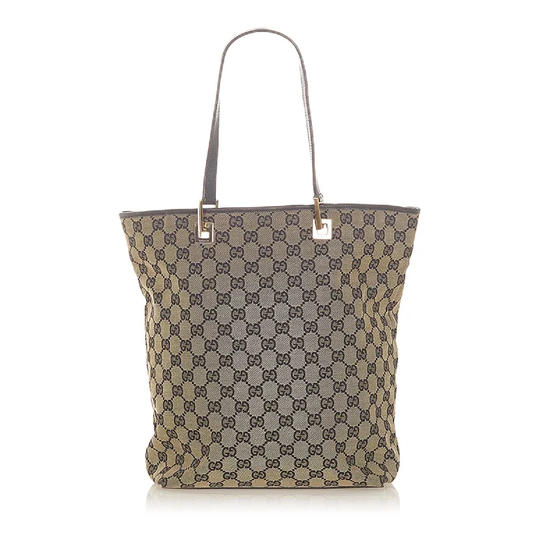 Vintage-inspired handbags  Gucci GG Canvas Tote Bag (SHG-19544)