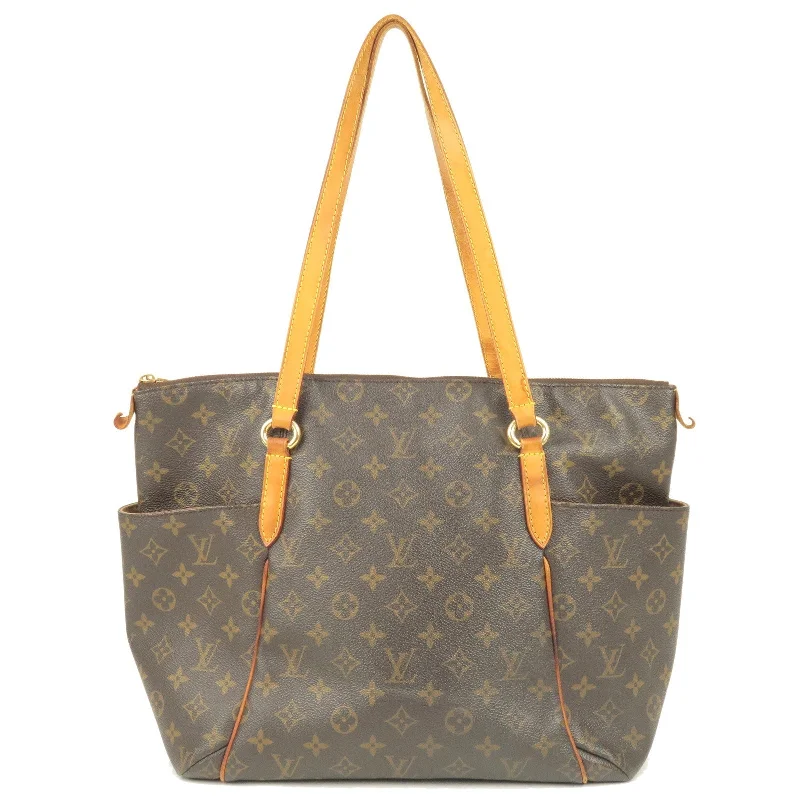 Mini bags for evening out  Louis Vuitton Monogram Totally MM Tote Bag M41015
