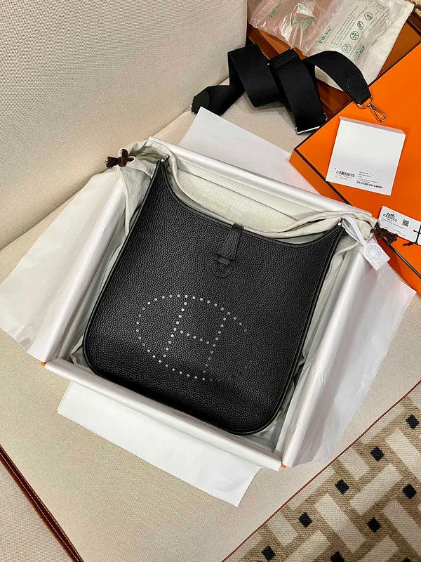 Minimalist leather handbags  Whimsy Finds - Hermes Bags - 678